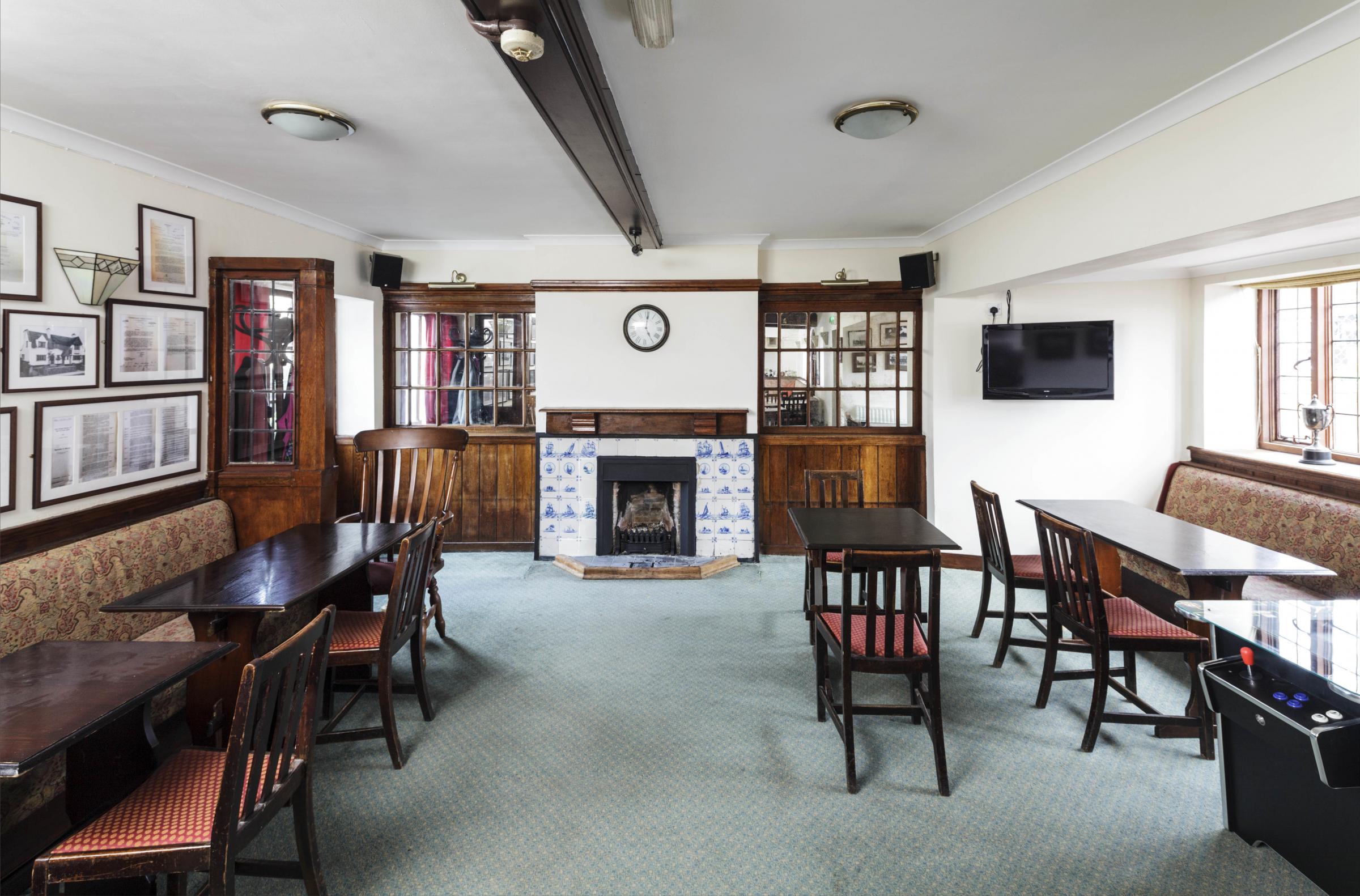 The Carlisle Experiment, State Management Scheme. The Spinners Arms, Cummersdale Road, Cummersdale, Carlisle, Cumbria. Interior view from West.