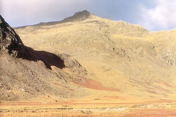 Man's body found by rescue teams on Scafell